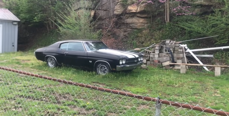 Kentucky Woman Pulls a Revolver When Asked About Her 1970 SS454 LS6 Chevelle!!!
